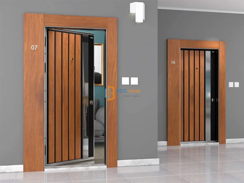 Kapaklı Çelik Kapıcı